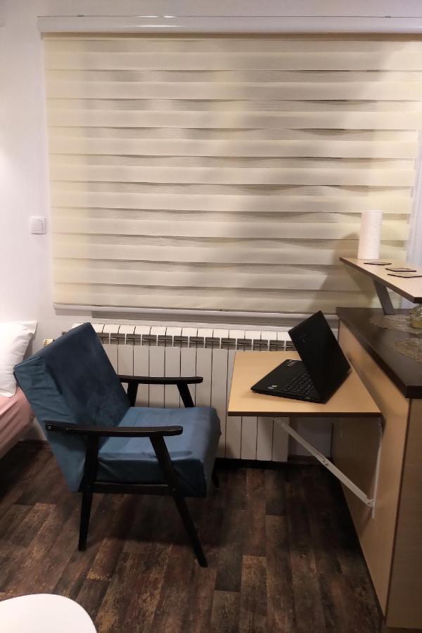 Studio M Appartement Zemun Buitenkant foto